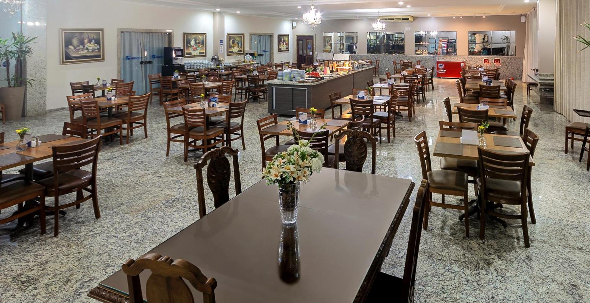 Hotel Dan Inn Franca & Convencoes By Nacional Inn Экстерьер фото